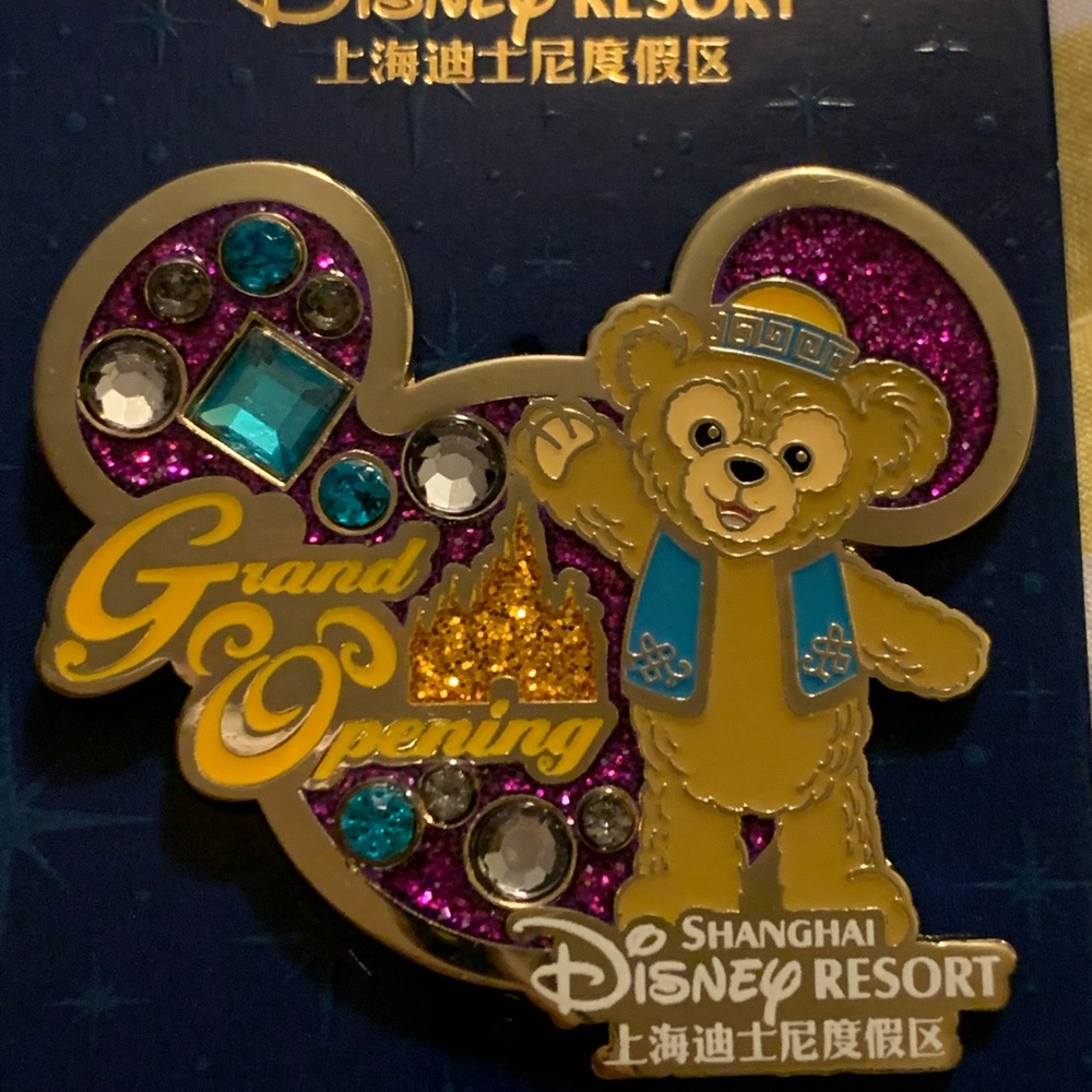 Disney Shanghai grand opening Duffy Bear gems pin